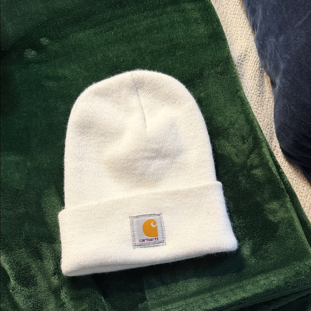 Carhartt Classic‎ Ivory Beanie